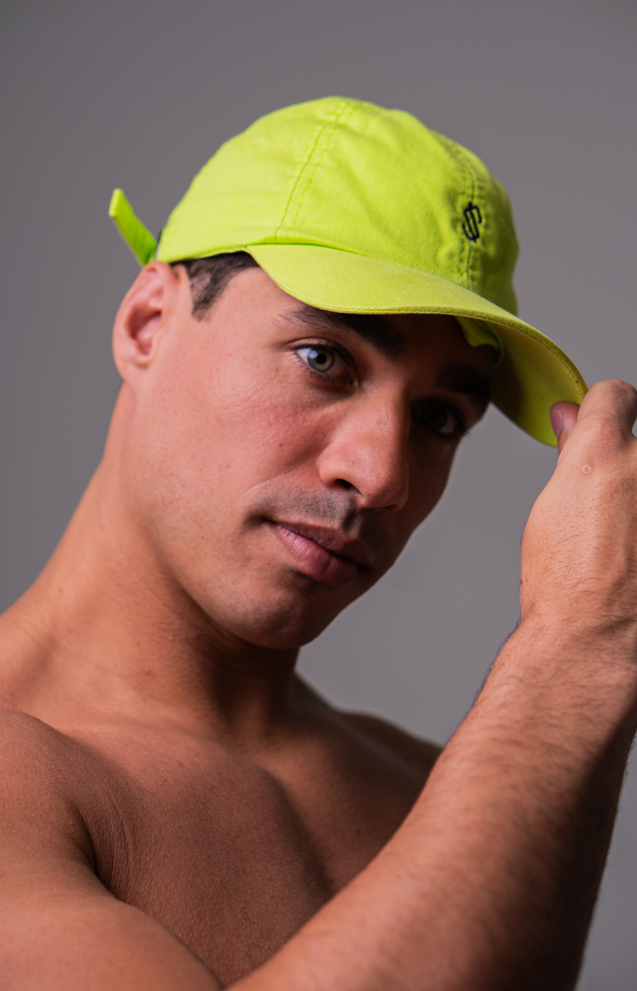 BONÉ NEON VERDE