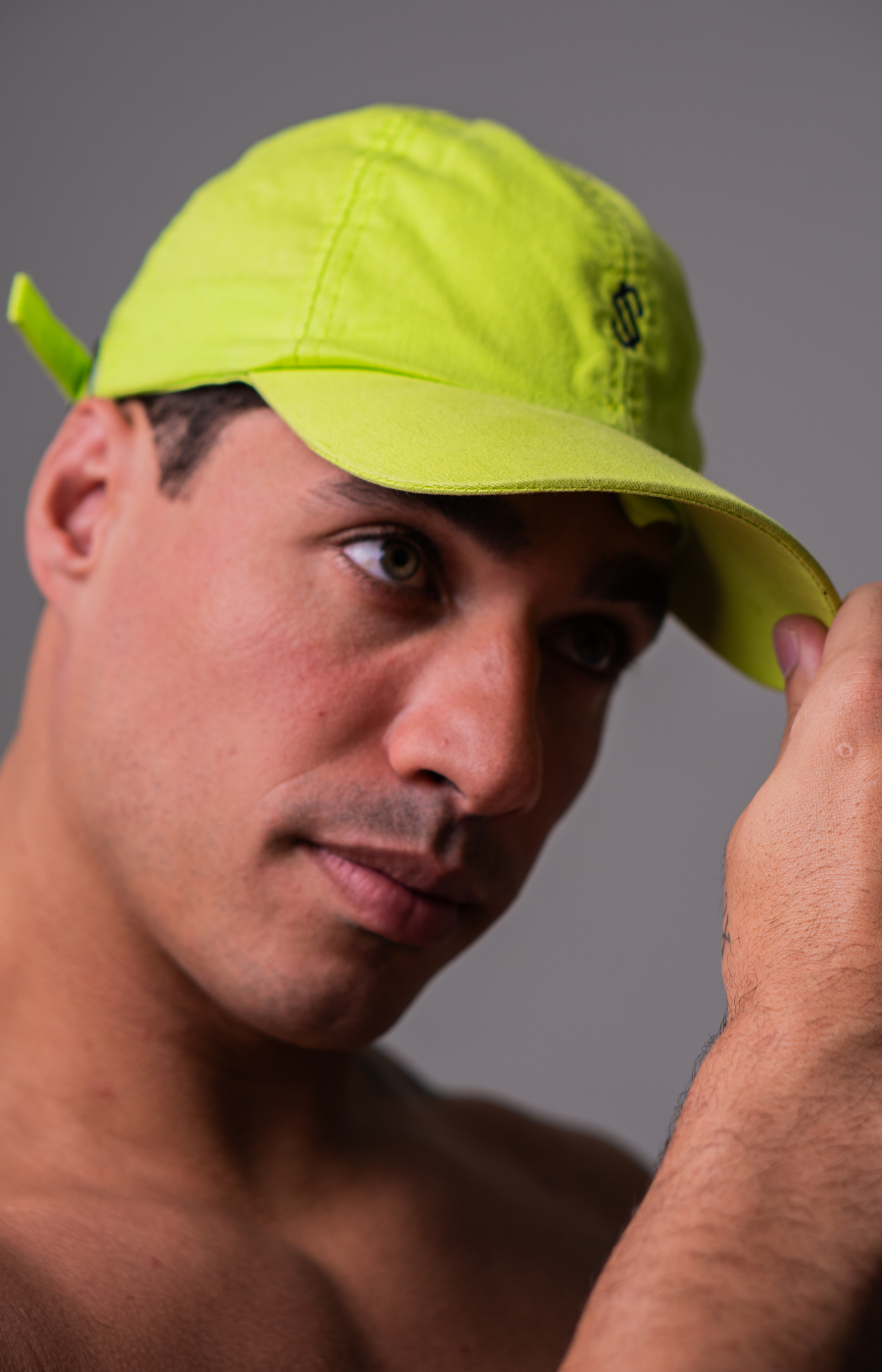 BONÉ NEON VERDE